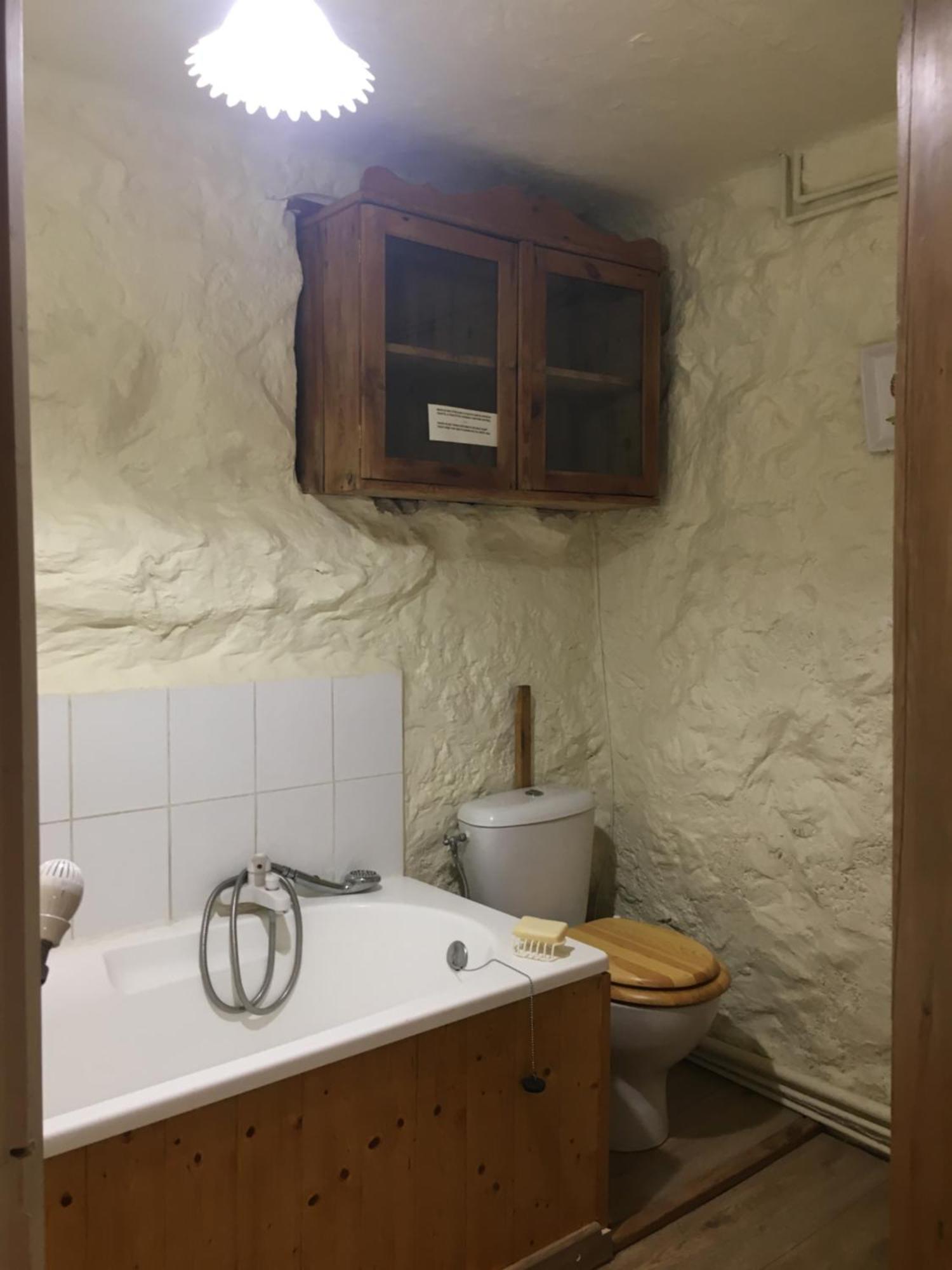 Chez Janie Hirst Apartment Sauzet  Екстериор снимка